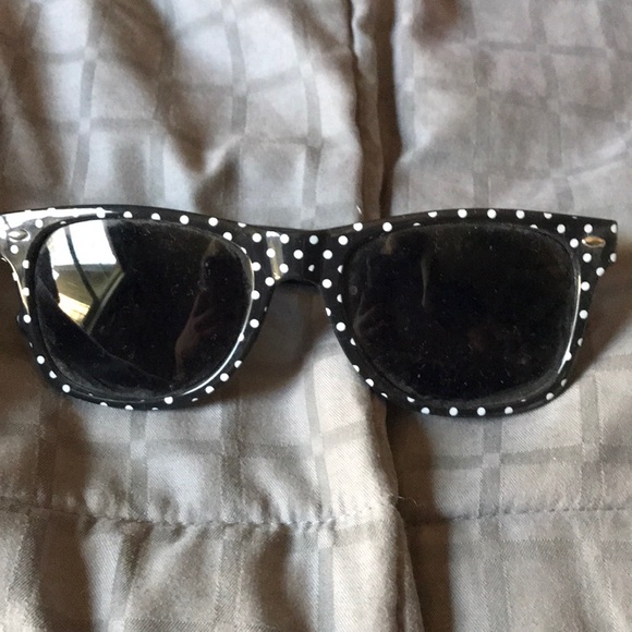 ray ban dot